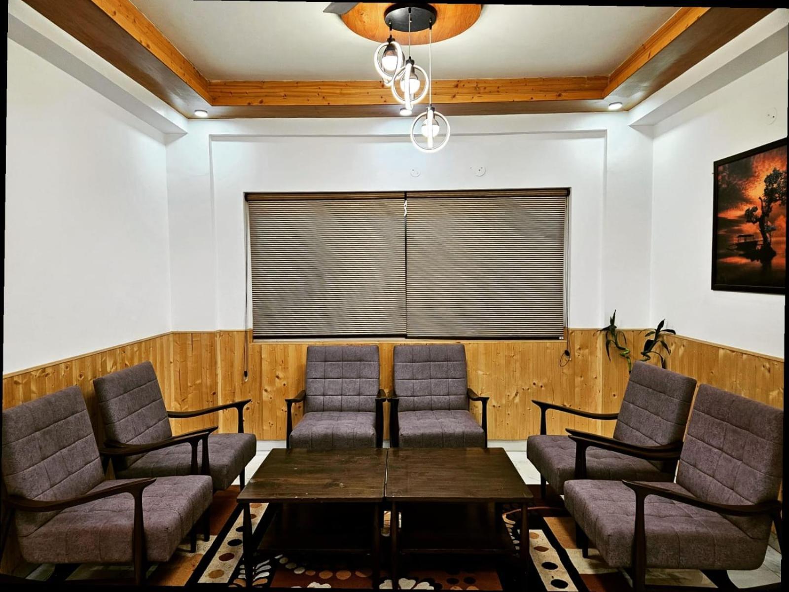Weekend Vibes Bed and Breakfast Kasauli Εξωτερικό φωτογραφία